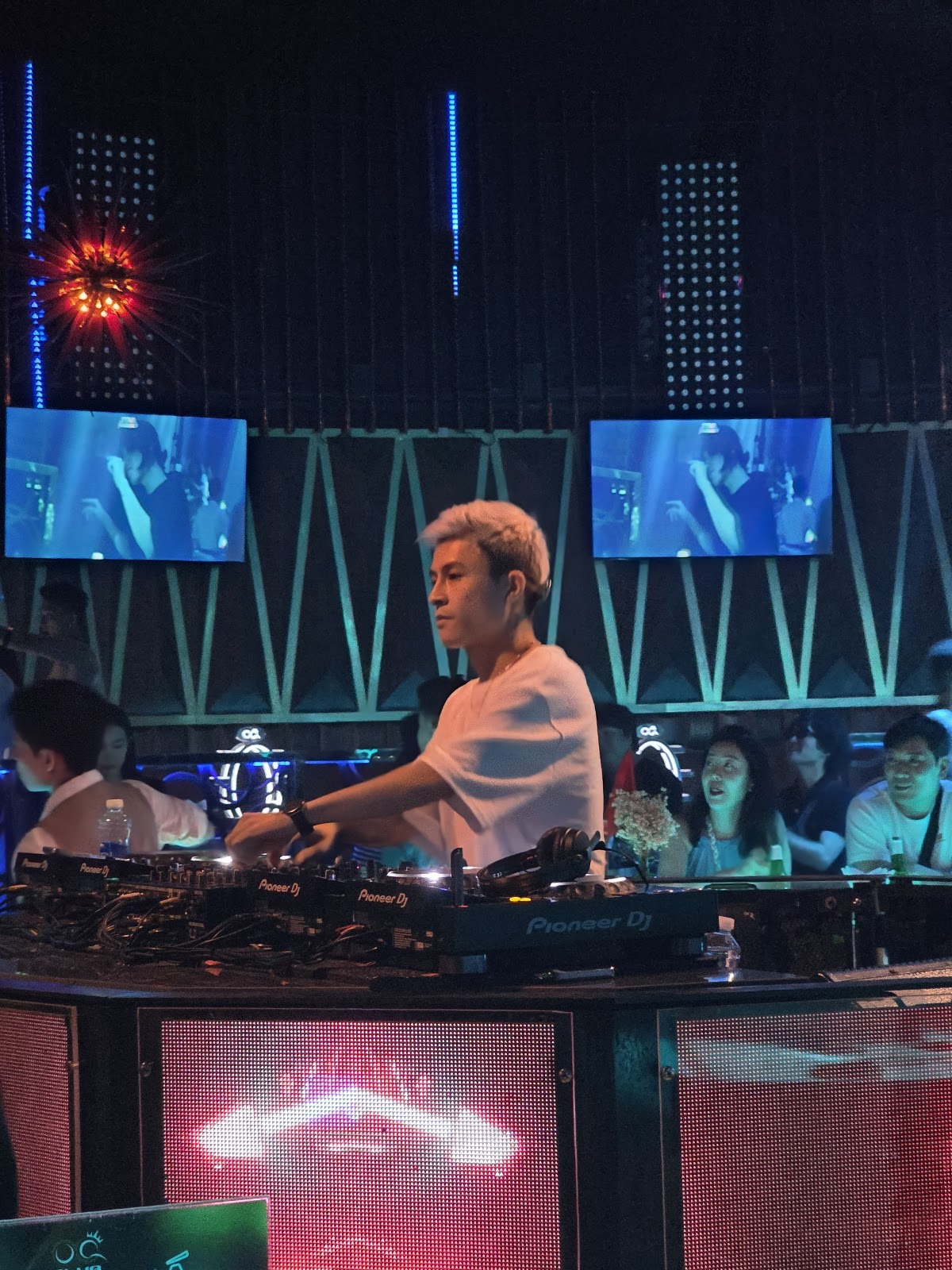 Oq Lounge Pub 사진 2