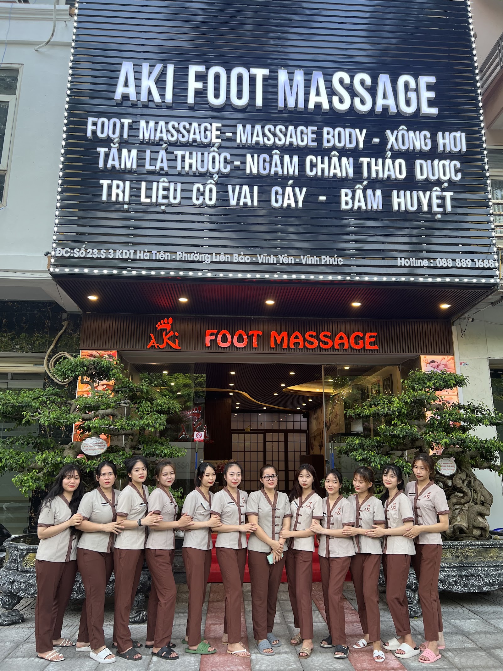 Aki Foot Massage