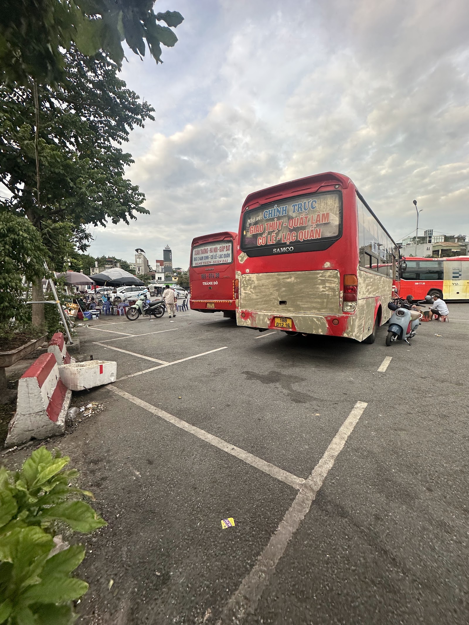 Bến xe Giáp Bát, Hà Nội photo 10