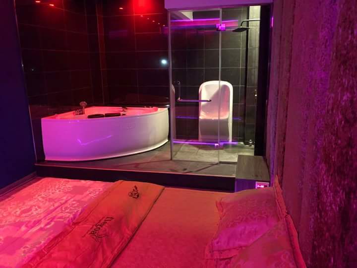 Rose Vip Massage foto 2