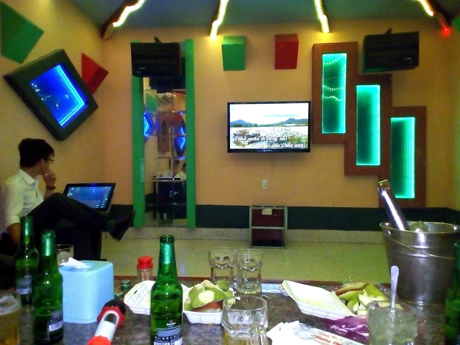KARAOKE Hướng Dương