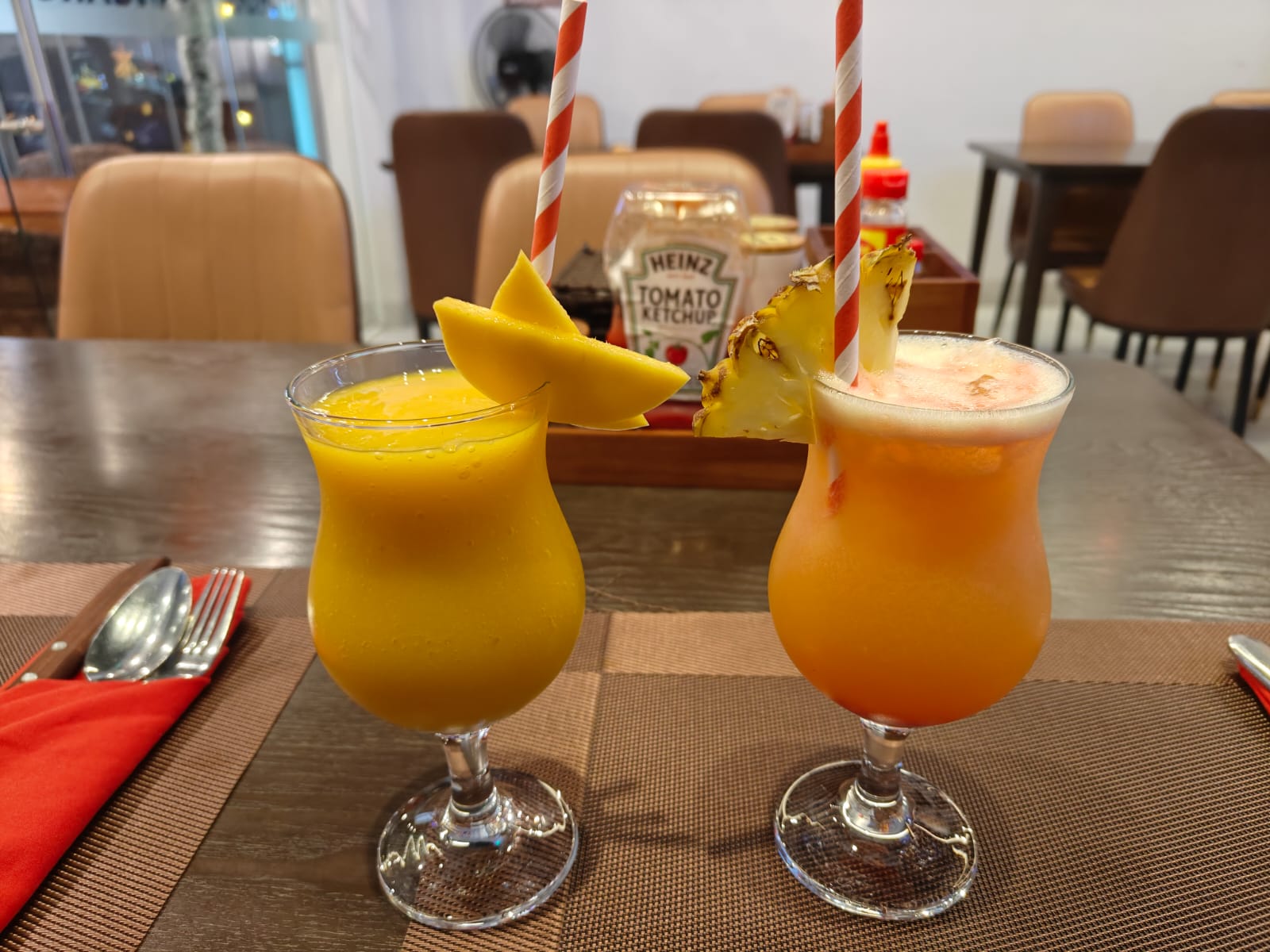 Kangaroo Bar & Burger 照片 10