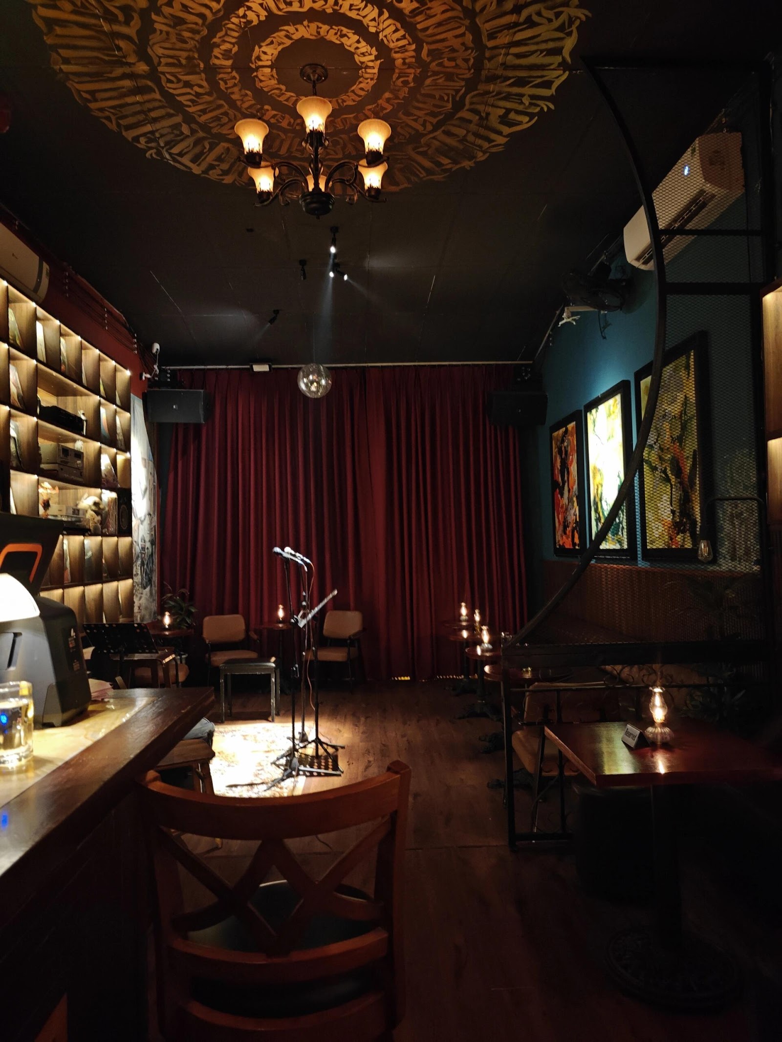 The Craftsman Cocktail Bar 写真 9