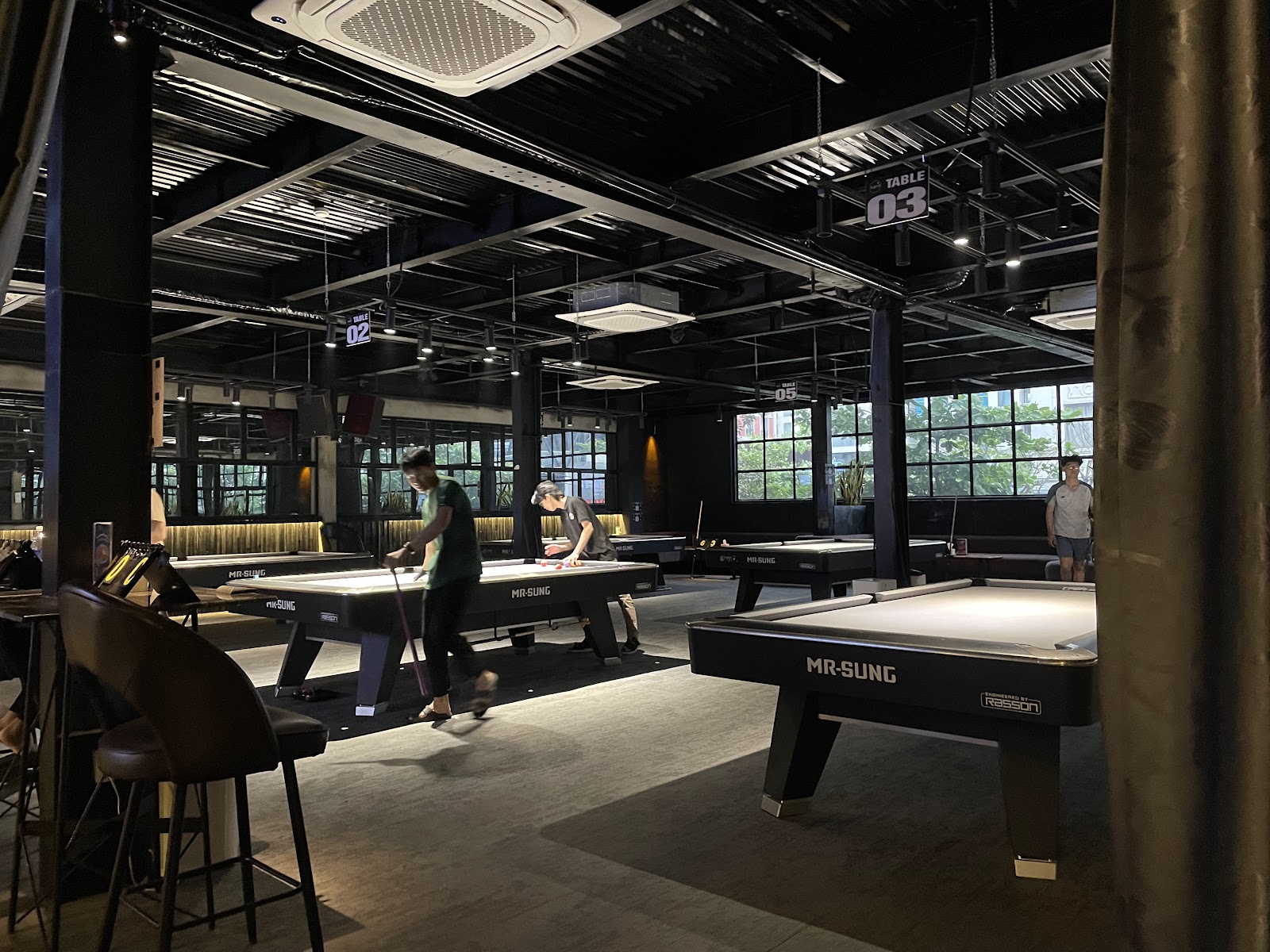 Hybrid Sports Lounge: Watch | Play | Dine photo 6