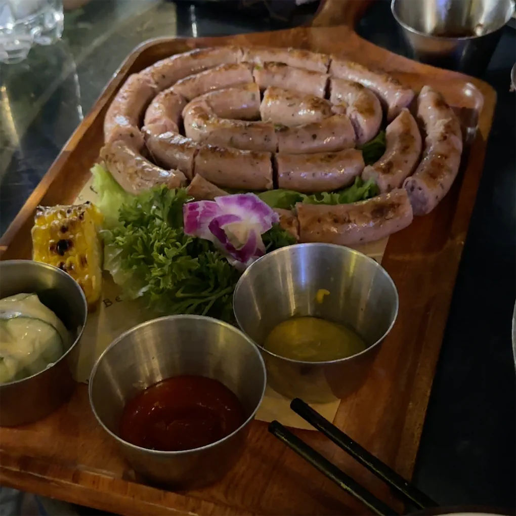 Beer Hub - Nhà Hàng Bia Tươi Đức photo 5