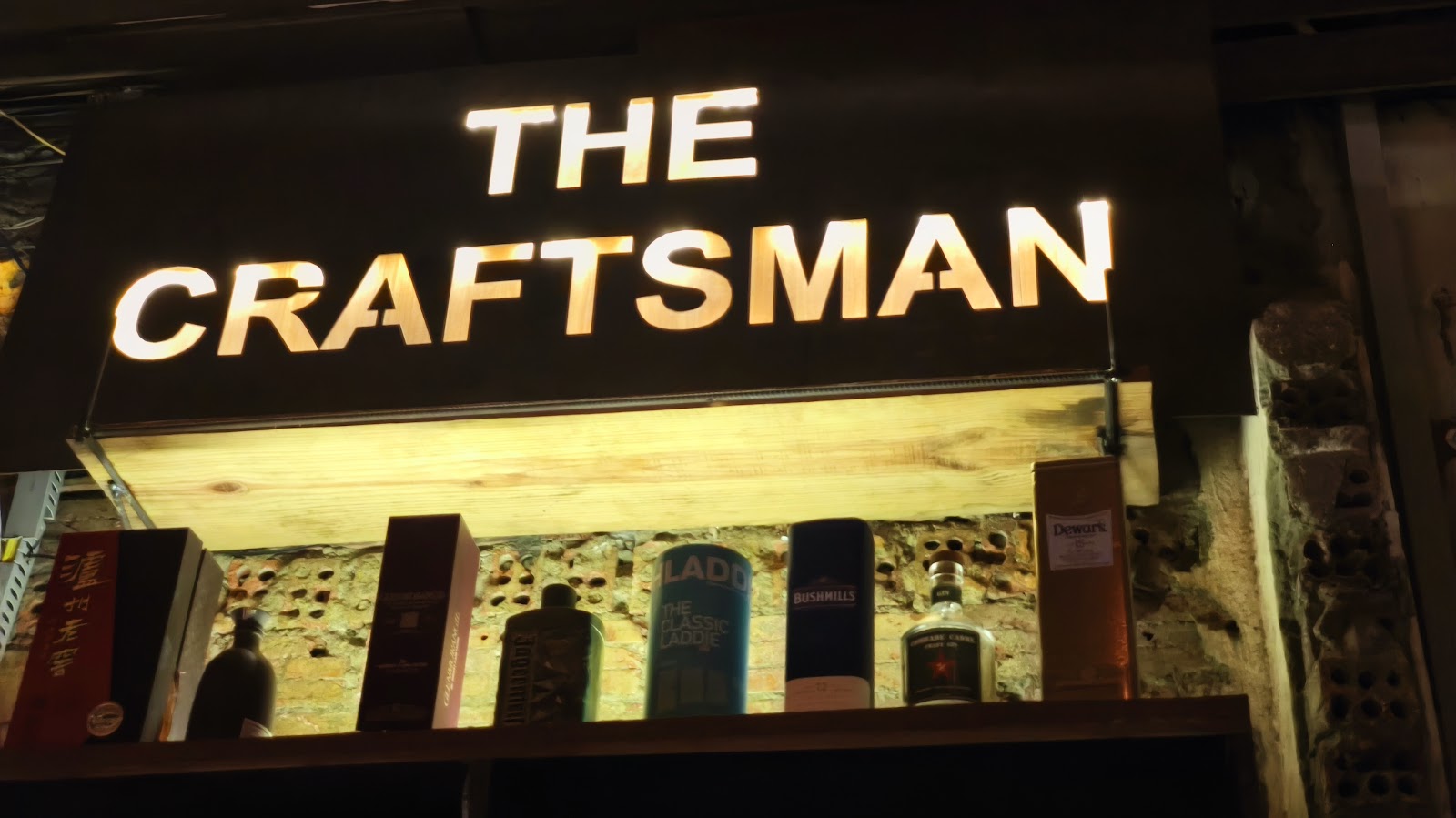 The Craftsman Cocktail Bar 写真 5