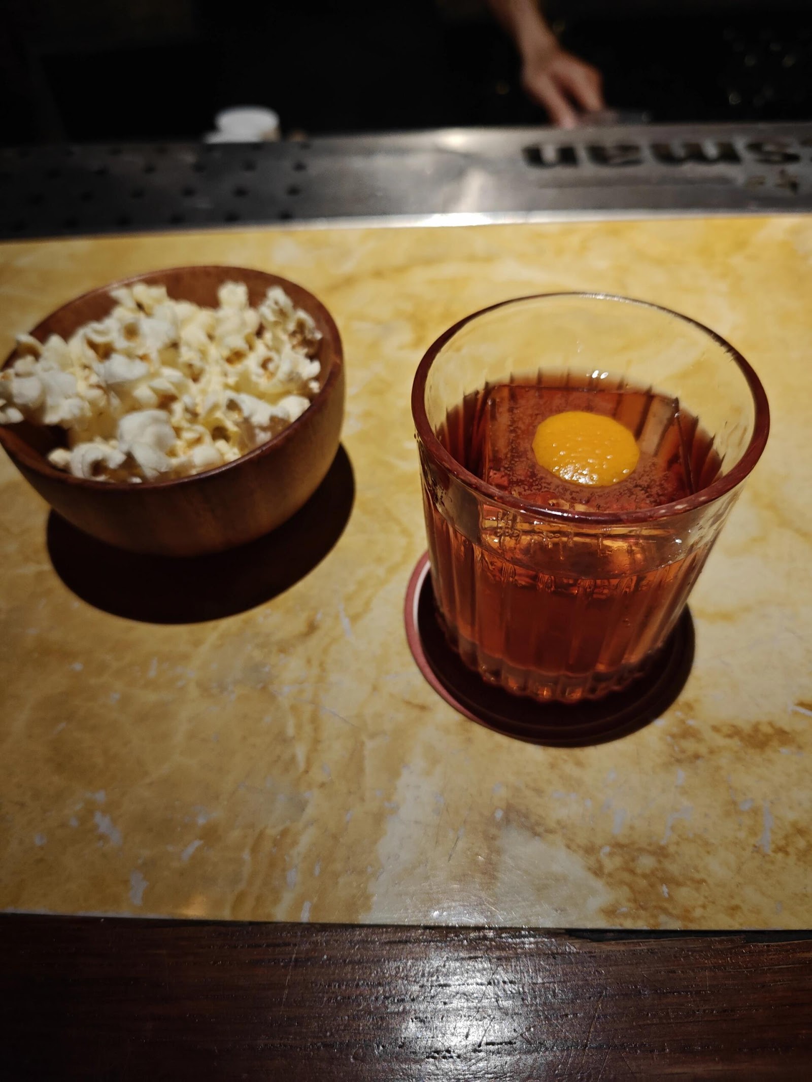 The Craftsman Cocktail Bar 写真 7
