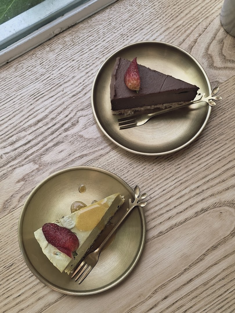 KURUMI - Healthy Vegan Food & Desserts photo 6