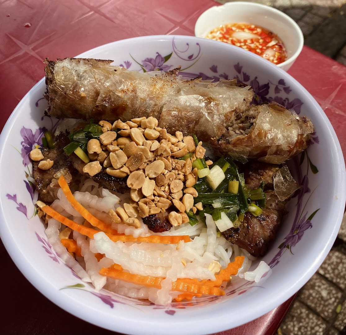 Bún Thịt Nướng Chả Giò - Nguyễn Trung Trực ảnh 5