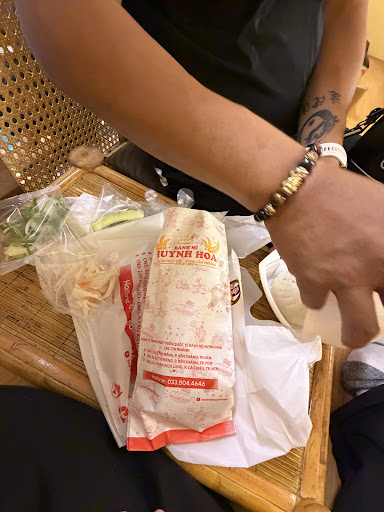 Bánh Mì Huynh Hoa - Lê Thị Riêng foto 11