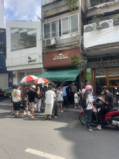 Bánh Mì Huynh Hoa - Lê Thị Riêng foto 19