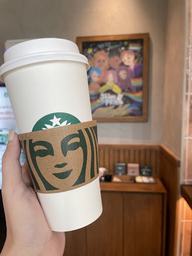 Starbucks – The Waterfront Saigon​ foto 13