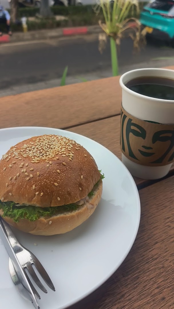 Starbucks New World รูปที่ 2