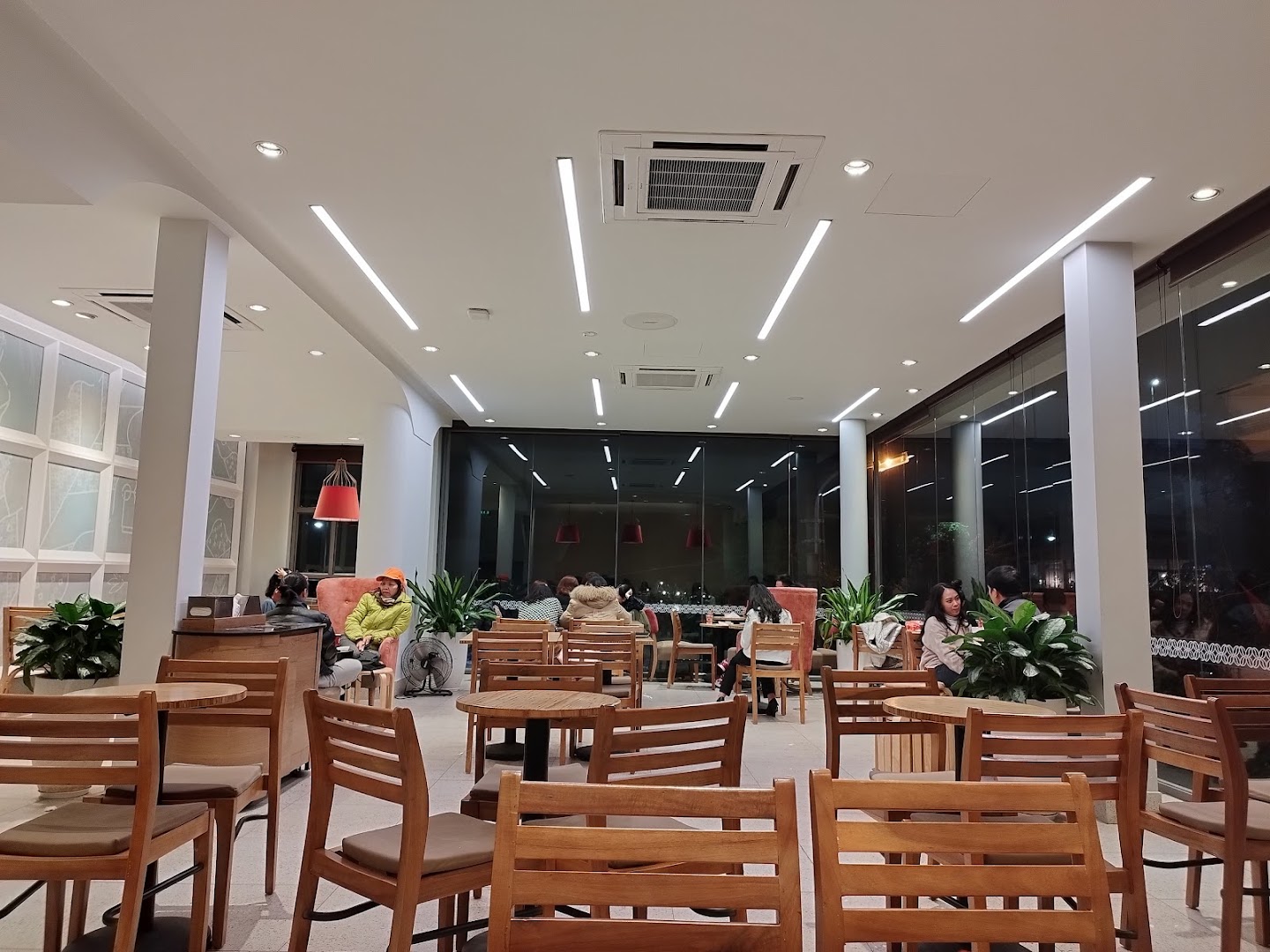 Highlands Coffee 139 Hào Nam 写真 10