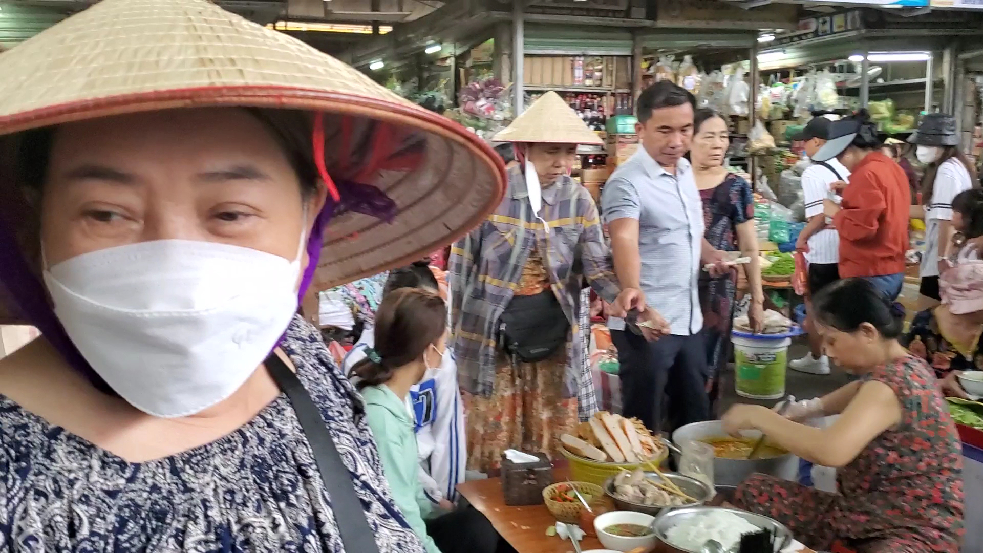 Con Market ảnh 8