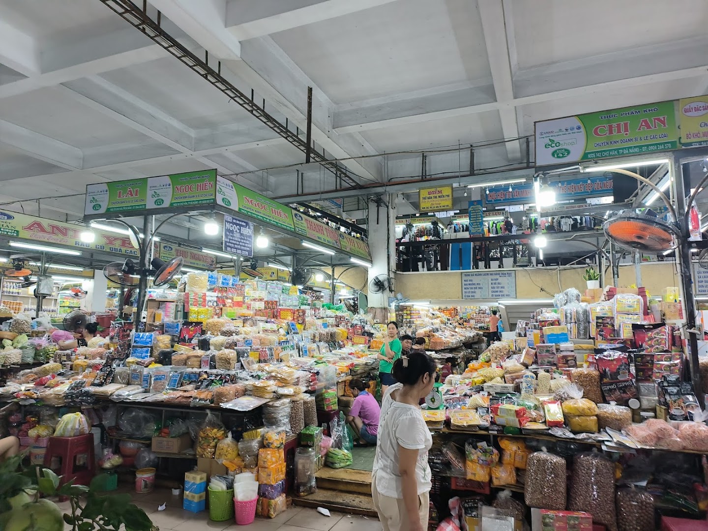 Con Market ảnh 9