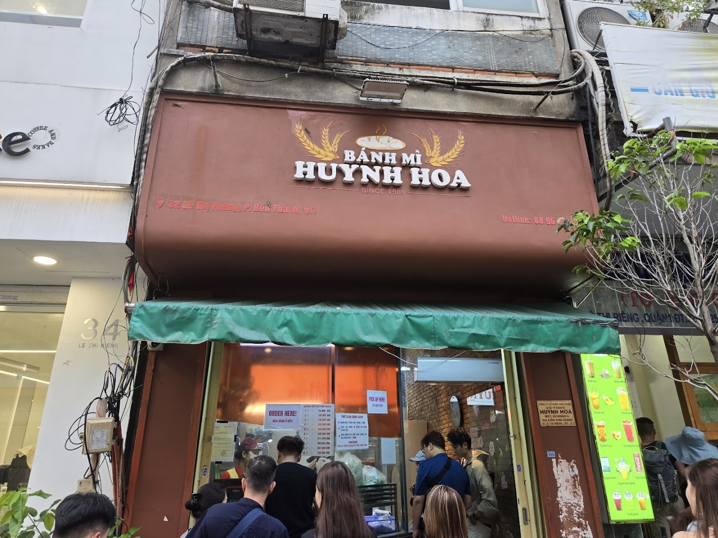 Bánh Mì Huynh Hoa - Lê Thị Riêng｜เบ๊นถั่ญ・ร้านอาหาร