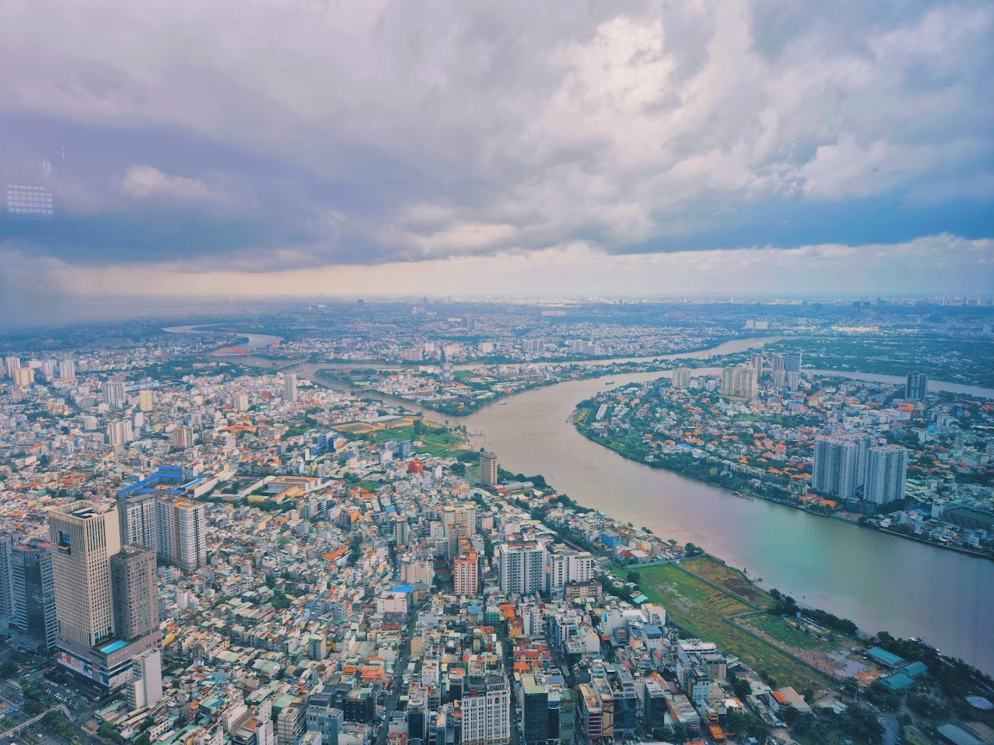 Blank Lounge Landmark - Highest Cafe & Bar Lounge in Vietnam 사진 9