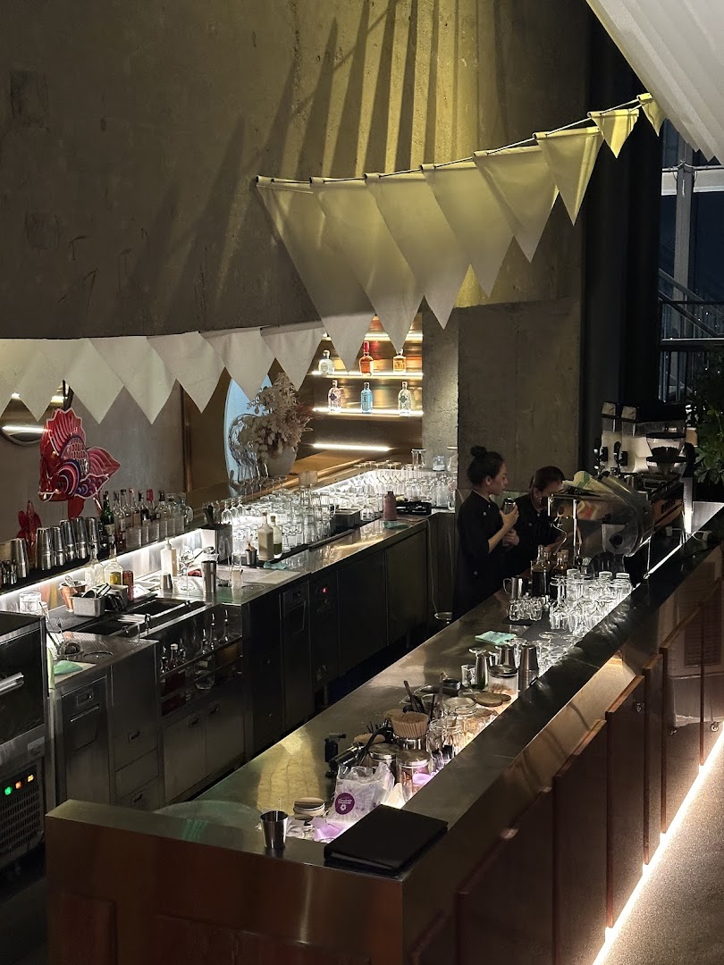 Blank Lounge Landmark - Highest Cafe & Bar Lounge in Vietnam 사진 10