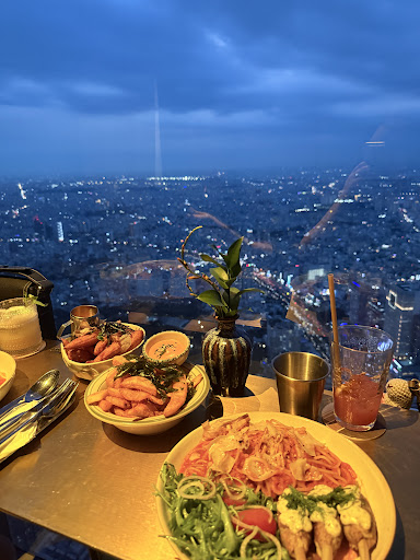 Blank Lounge Landmark - Highest Cafe & Bar Lounge in Vietnam 사진 11