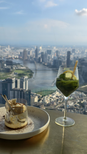 Blank Lounge Landmark - Highest Cafe & Bar Lounge in Vietnam 사진 13