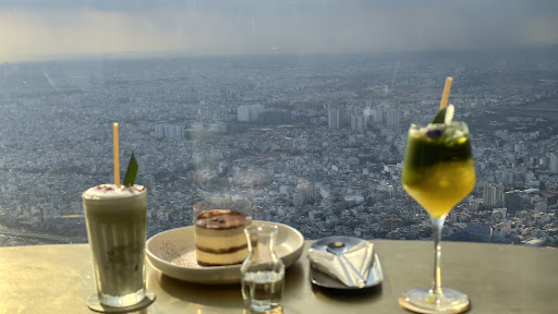 Blank Lounge Landmark - Highest Cafe & Bar Lounge in Vietnam 사진 14
