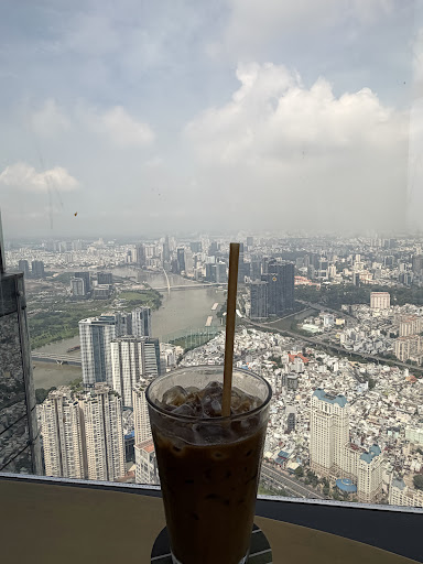 Blank Lounge Landmark - Highest Cafe & Bar Lounge in Vietnam 사진 15