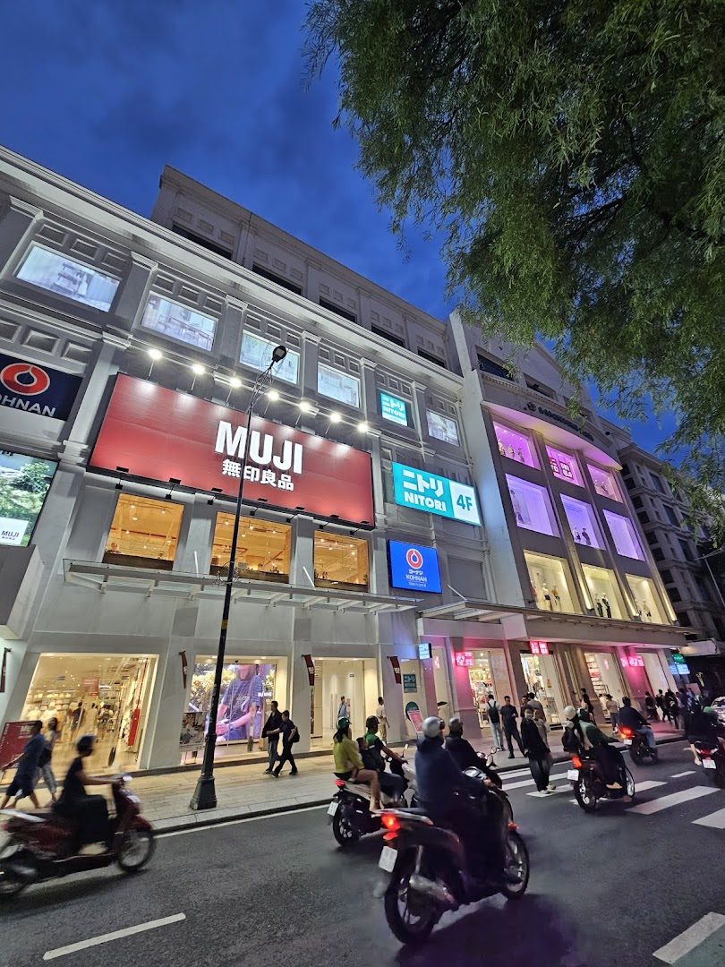 Vincom Center Dong Khoi｜사이공・관광 명소