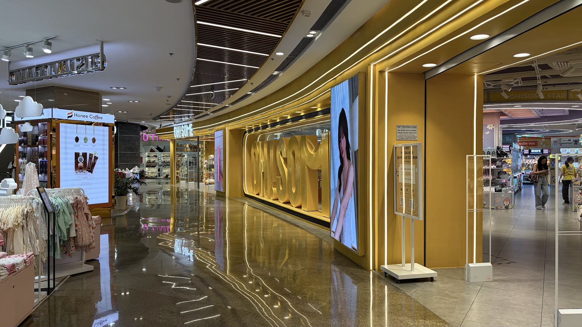 Vincom Center Dong Khoi photo 4
