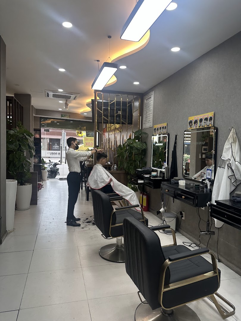 Bi Roen Group - Cắt Tóc Nam, Gội Đầu, Ngoáy Tai, Massage - Salon Tóc Nam Tam Thắng - 518 Thống Nhất Mới photo 6