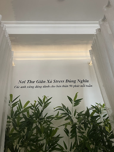 Bi Roen Group - Cắt Tóc Nam, Gội Đầu, Ngoáy Tai, Massage - Salon Tóc Nam Tam Thắng - 518 Thống Nhất Mới photo 13