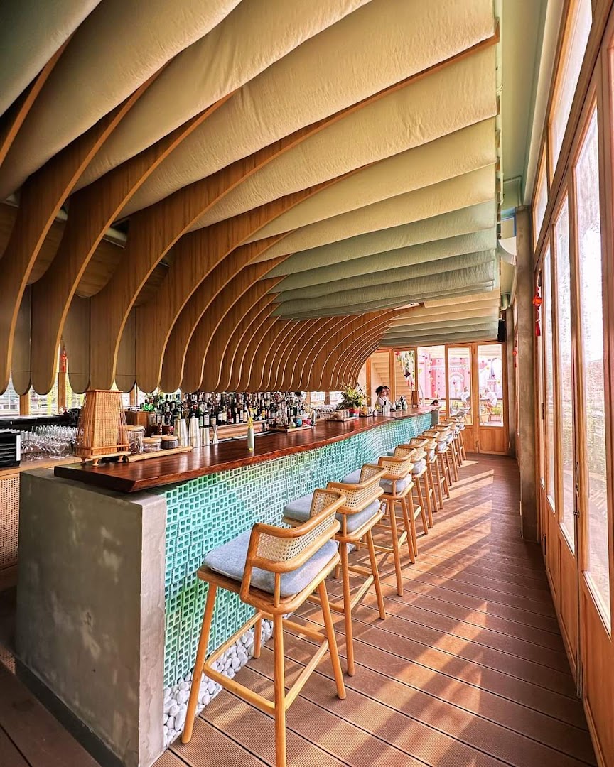 Ola Hale - Restaurant & Bar｜เตินดิ่ญ・ร้านอาหาร