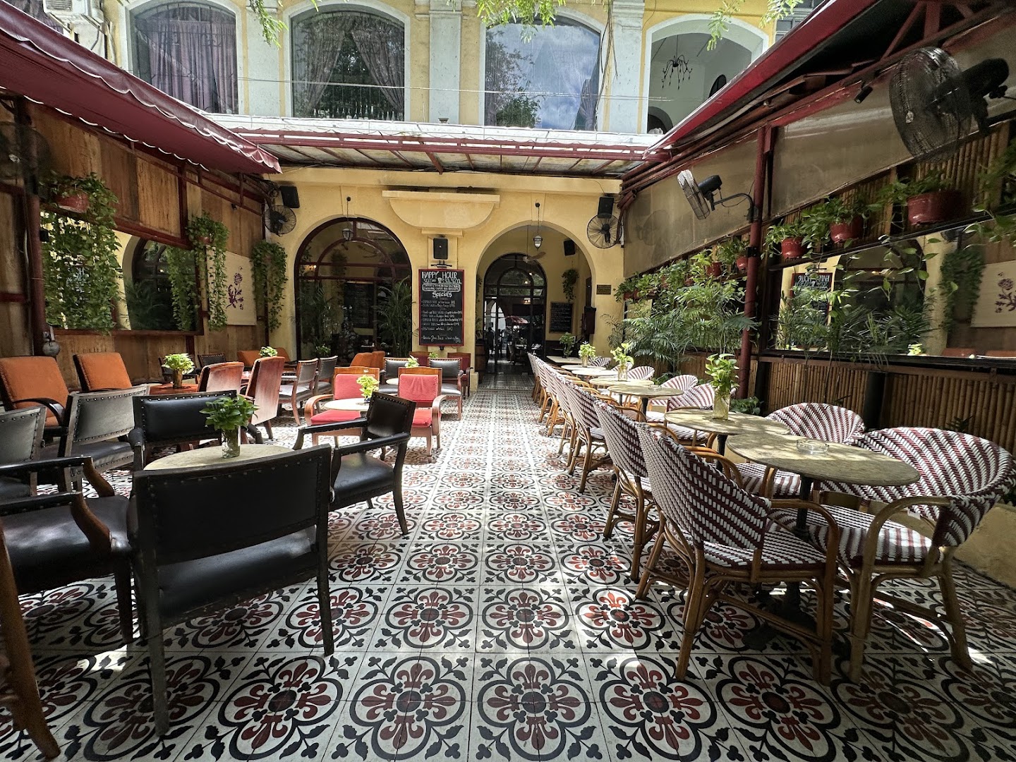 The Refinery Restaurant foto 9
