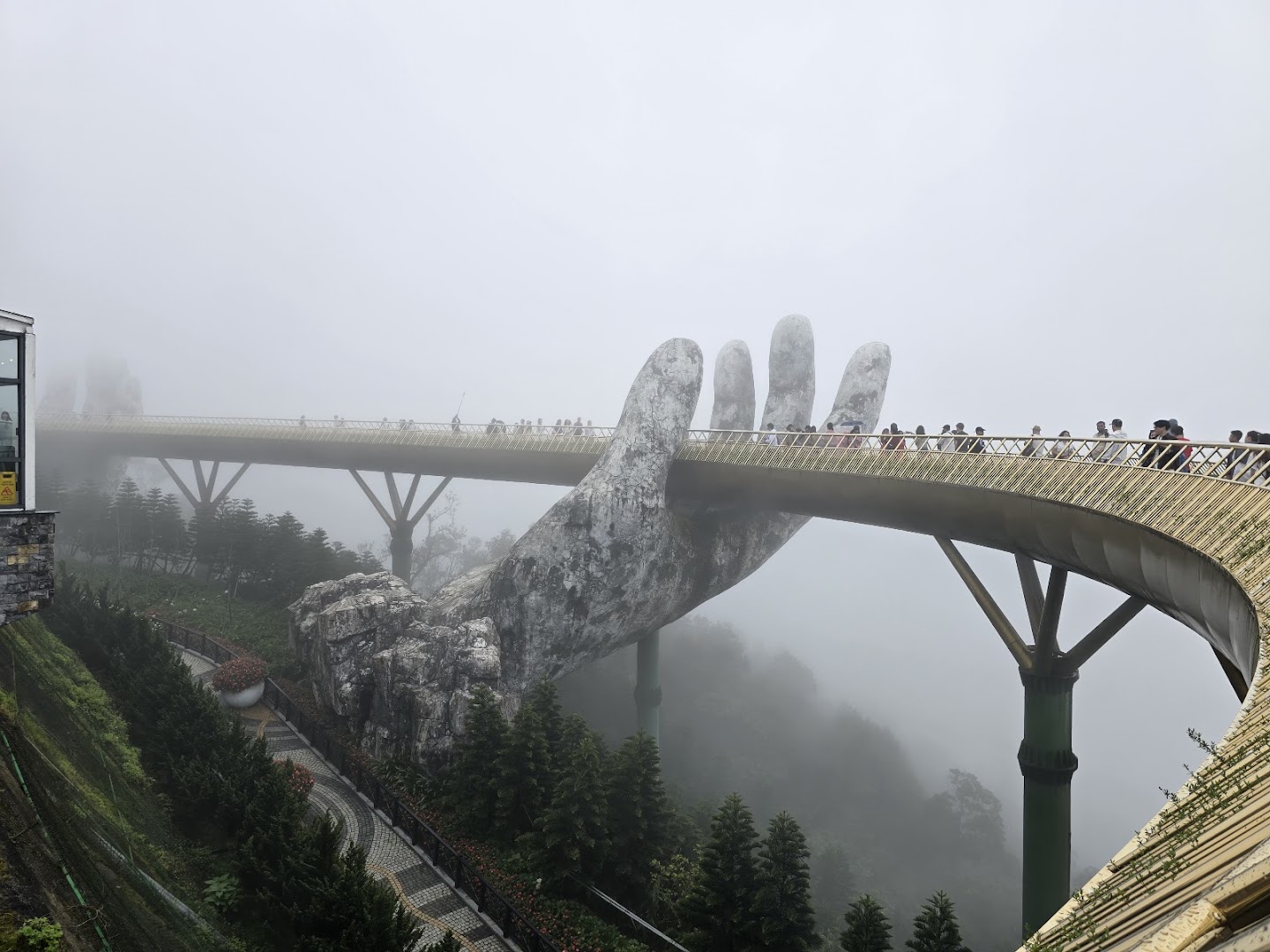 Golden Bridge foto 10