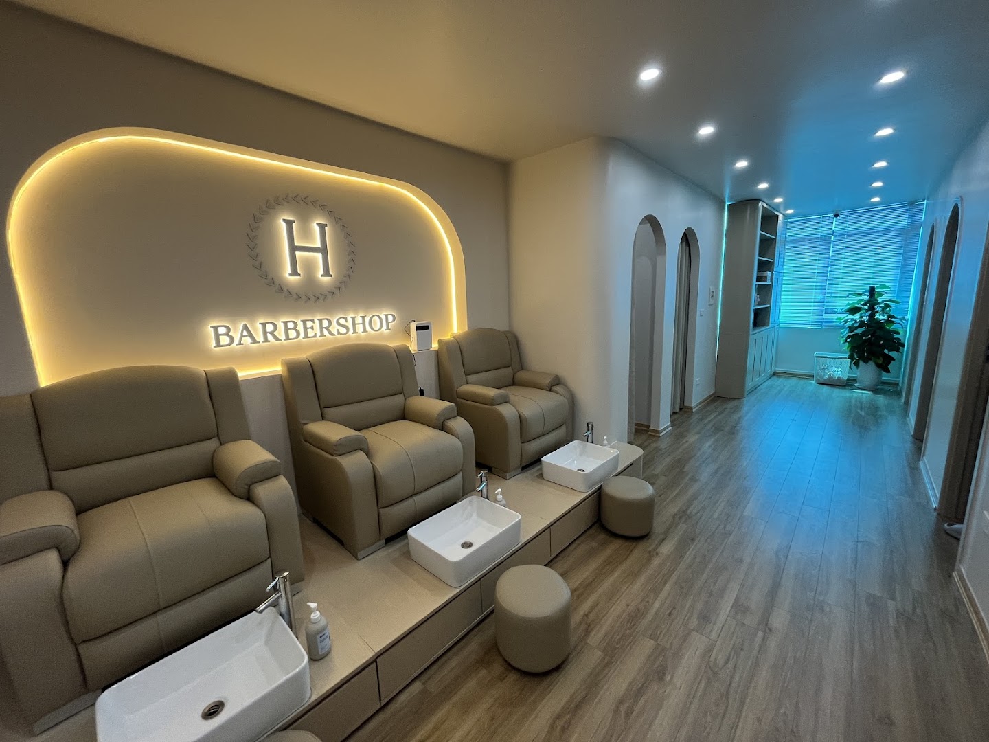 H Barbershop｜玉河・按摩