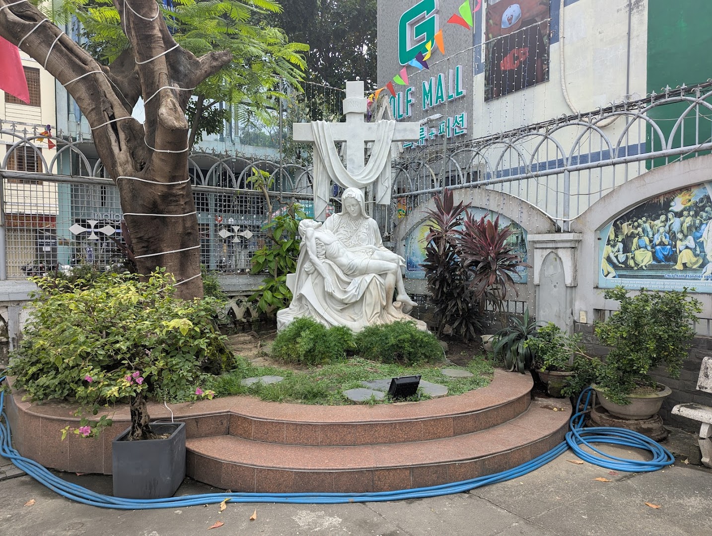 岘港粉紅教堂 ảnh 5