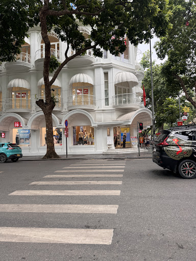 UNIQLO Hoan Kiem 照片 11