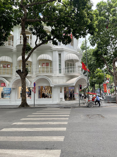 UNIQLO Hoan Kiem 照片 18