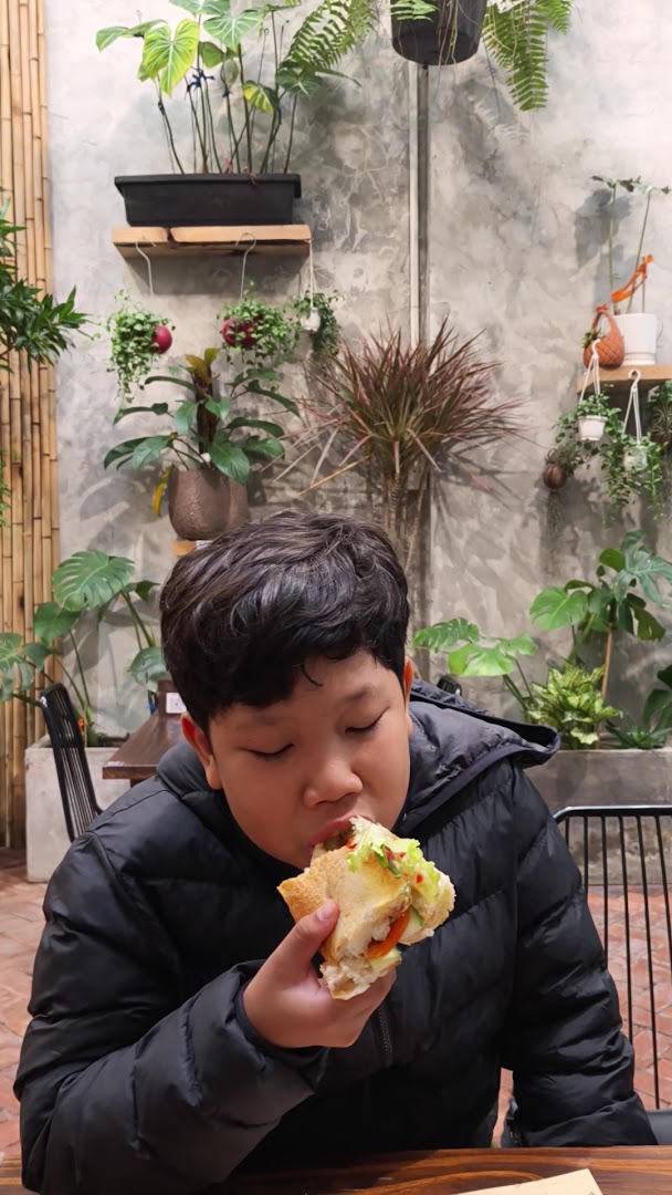 Banh my nuoi - 반미 누이 - Local Restaurant - 다낭 트루 3호점 照片 8