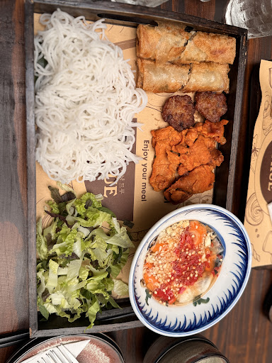 Banh my nuoi - 반미 누이 - Local Restaurant - 다낭 트루 3호점 照片 18