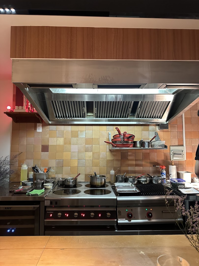 Ta dining｜ไซ่ง่อน・ร้านอาหาร
