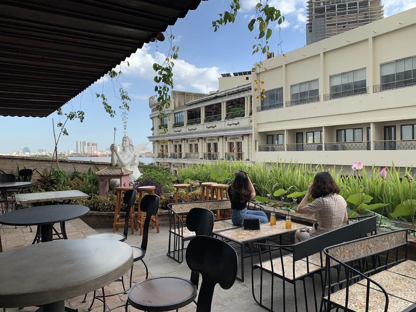 The Workshop Coffee｜ไซ่ง่อน・ร้านอาหาร