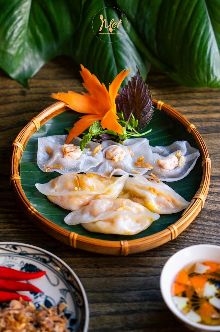 MẸT Vietnamese restaurant & Vegetarian Food 1 foto 5