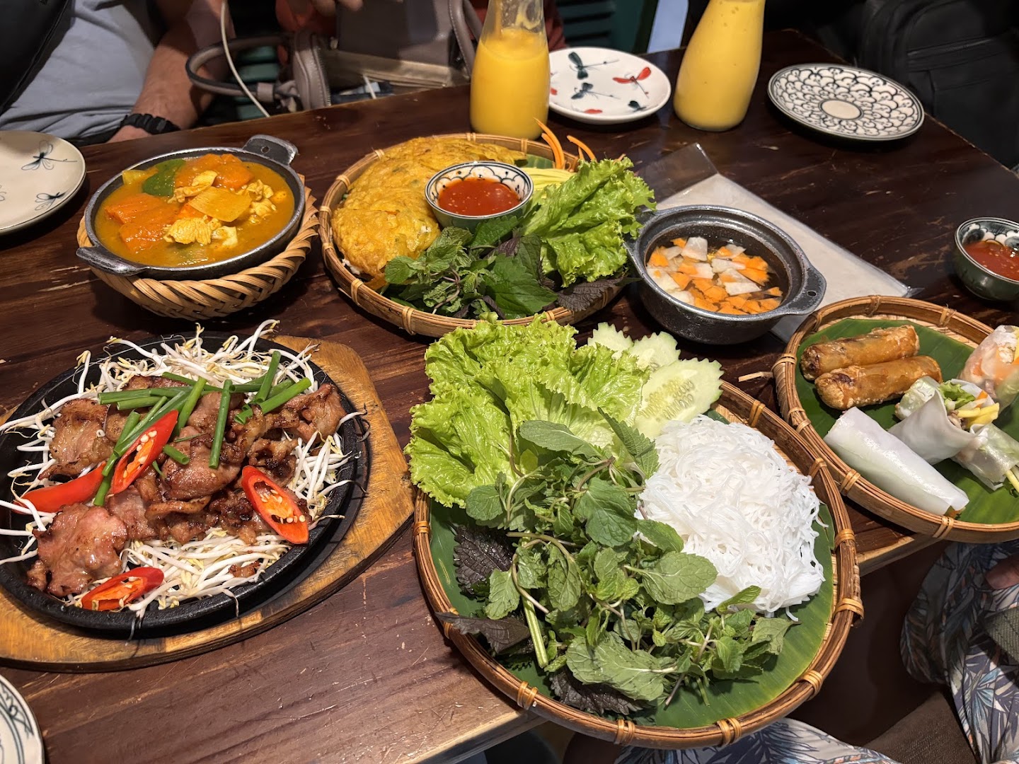 MẸT Vietnamese restaurant & Vegetarian Food 1 foto 6