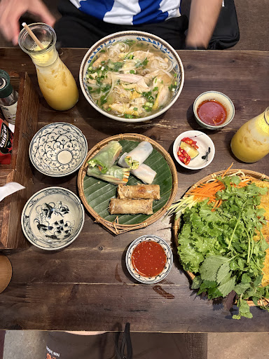 MẸT Vietnamese restaurant & Vegetarian Food 1 foto 13